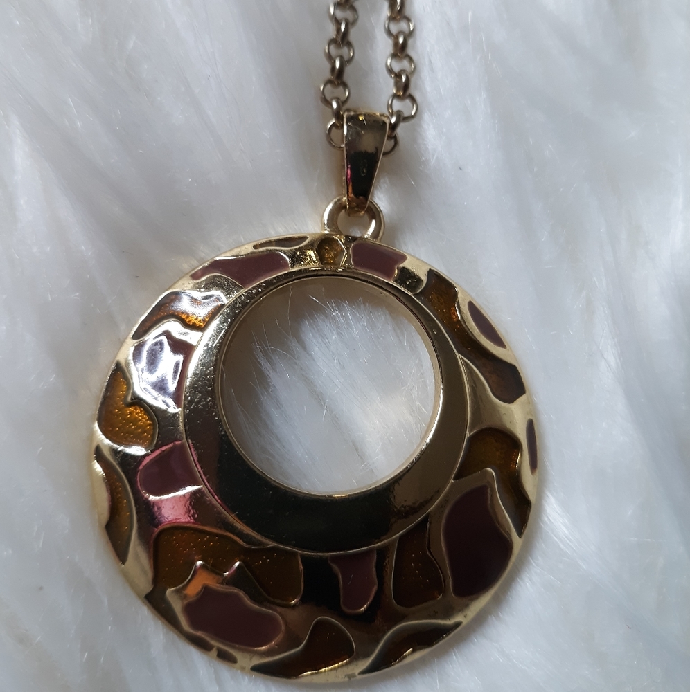 Necklace - Picture 2 of 5